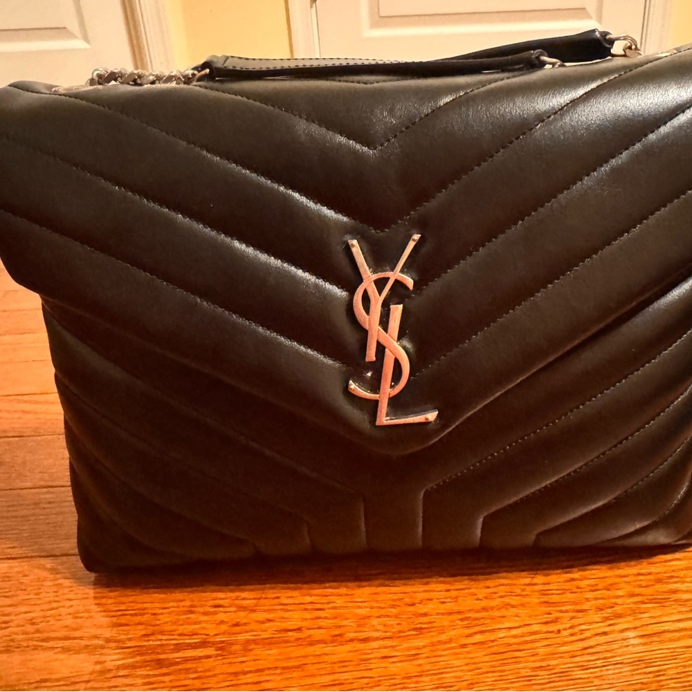 SAINT Laurent Medium Loulou Chain Satchel - Picture 7 of 11